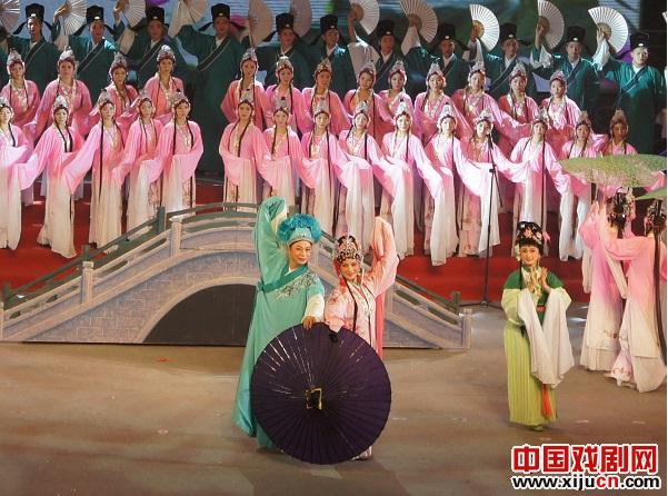 《潮剧大观园&middot;周五有戏》26日晚将演出一台既传统又时尚的潮剧表演晚会