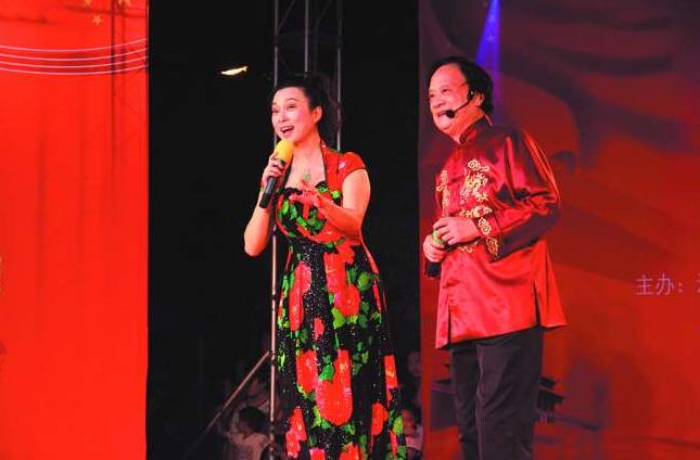 戏剧专场演出走进潮南