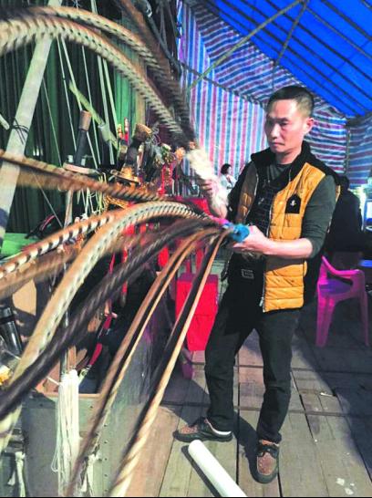 甘居台后默默奉献&mdash;&mdash;访广东潮剧院二团舞台主任技师林明弟