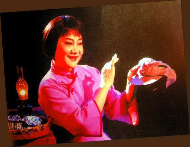 巧裁云锦胜天孙&mdash;&mdash;从《蝶恋花》看潮剧改编的妙思慧心