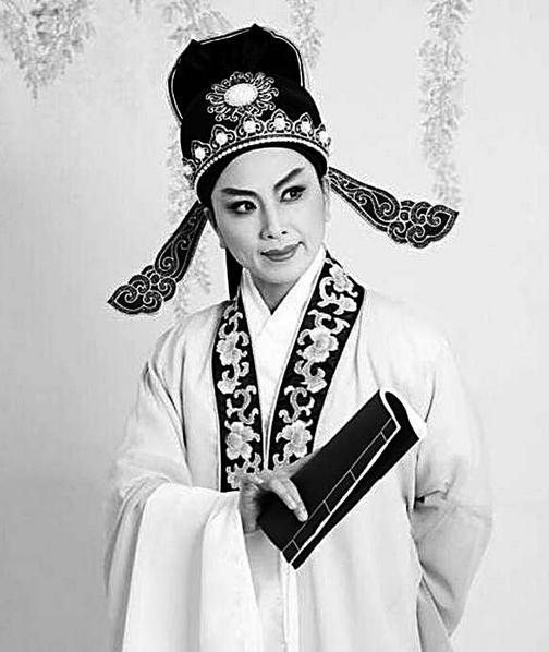 潮剧名角林燕云执着潮剧艺术，荣获省戏剧演艺大赛&ldquo;四连冠&rdquo;为演活角色不惜剃光头