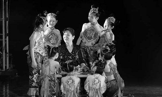 《丝海侨情》潮剧惠民演出活动中首演