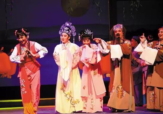 潮剧《苏六娘》