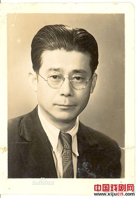 评弹作家：潘伯英