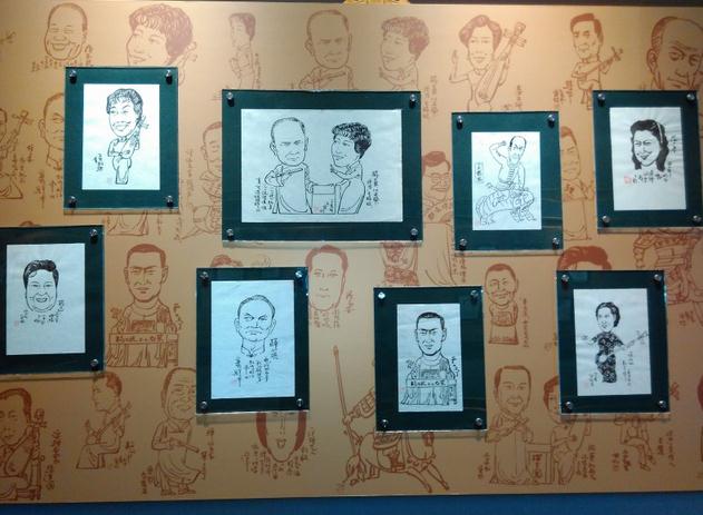 苏州评博隆重举办《范其恢评弹名家漫画展》