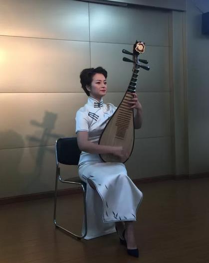 评弹演出进社区，传统艺术共分享