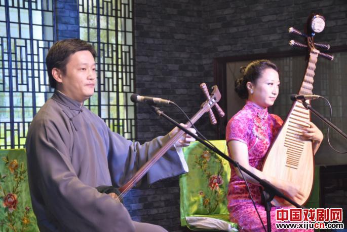 评弹演员周三博、许芸芸