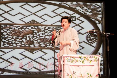 王池良表演苏州评话《康熙私访》
