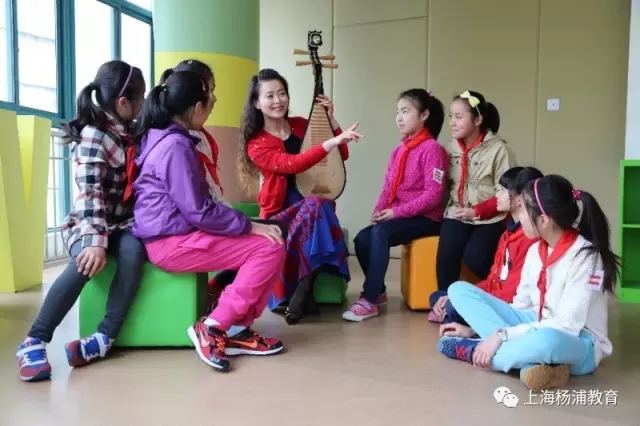 独脚戏当教材，评弹曲谱校歌&mdash;&mdash;市曲艺家协会联手中小学幼儿园传承沪语文化和地方曲艺