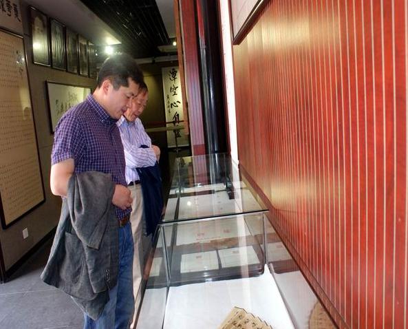 唐力行教授做客常熟&ldquo;同和讲堂&rdquo;