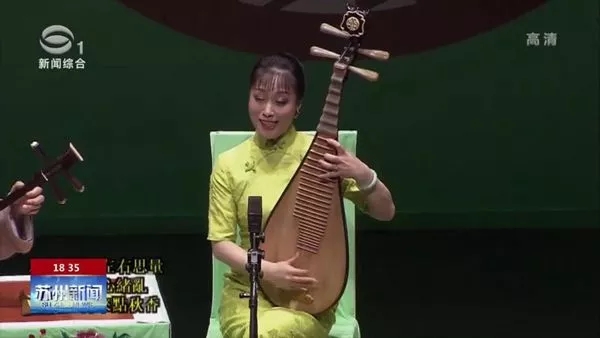 &ldquo;天籁云间&rdquo;：苏州评弹团首赴香港公演 场面火爆