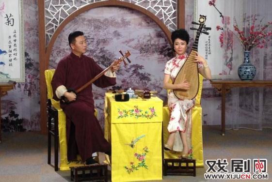 张派传人毛新琳和优秀青年演员周慧联袂弹唱《孽缘奇恩》