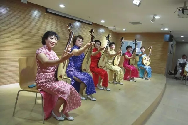 &ldquo;驻唱&rdquo;十二载 姑苏老干部评弹再登社区&ldquo;春晚&rdquo;