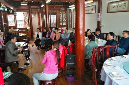 嘉定区委南翔支部举办评弹艺术欣赏讲座暨重阳节敬老活动