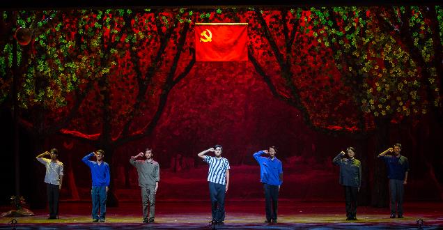 南农大原创话剧《北大荒七君子》公演