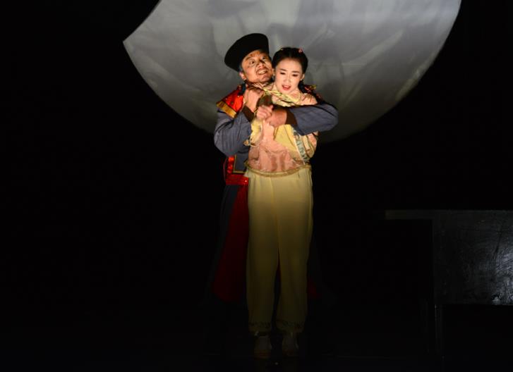 反腐话剧《大宅门的丫鬟》