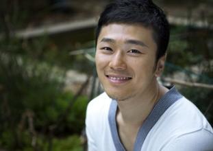 苏茂洋参演话剧《李雷和韩梅梅》