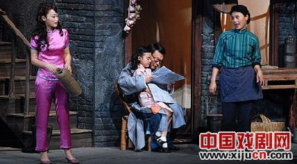 话剧《上海屋檐下》