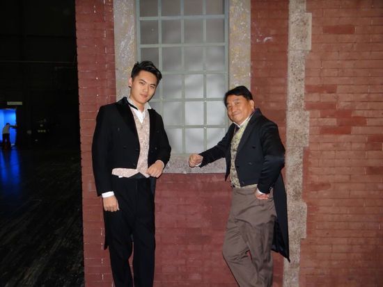 王翼鹏转战话剧舞台，搭档老戏骨姜昆