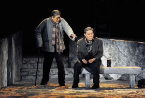 蓝天野、李立群、万方话剧《冬之旅》北京获赞