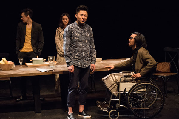 话剧《童年》独辟蹊径