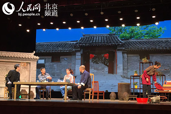 新街口街道社区服务中心原创话剧《白塔寺下&middot;古韵传情》精彩上演