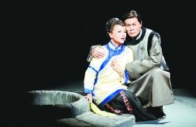 话剧《王府井》迎来第100场演出