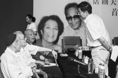 人艺人物传记片 纪念话剧大师刁光覃与朱琳