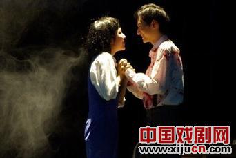 90后大学生自编、自导、自演原创大型话剧《重庆往事-红色恋人》