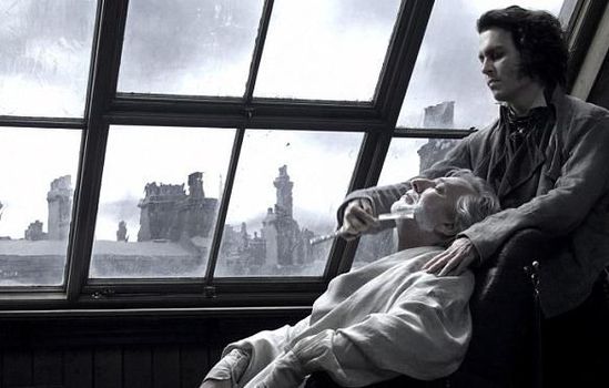 话剧演出中两名演员被当场割喉