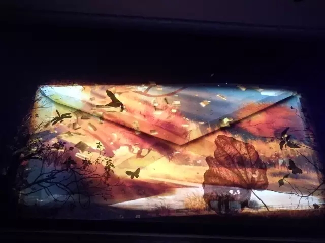 话剧《天堂里的老师》首演 专家点评：爱上这部剧的灵魂