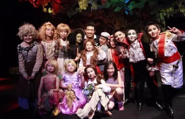 儿童英文童话剧《寻找睡美人》免费看