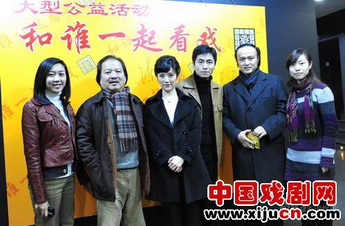 滕文骥好评话剧《她和他那点儿小事》