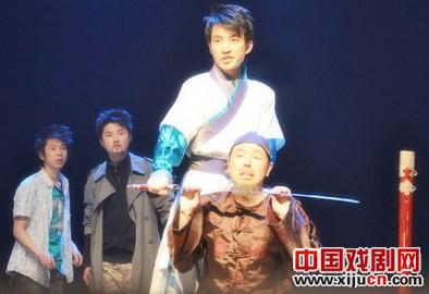 话剧《古墓也疯狂》25日上演