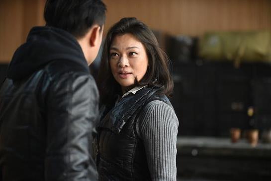 刘辉救场话剧《榆树下的欲望》