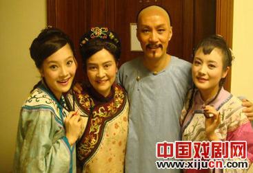 话剧《知己》圆满收官