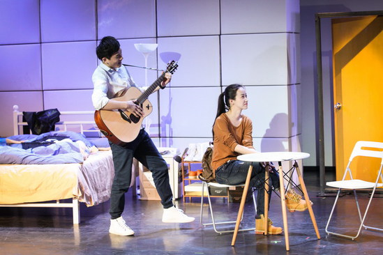 话剧《如果，我不是我》改版升级再现舞台