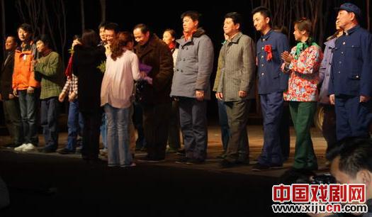 话剧《一九七七》获展演二等奖