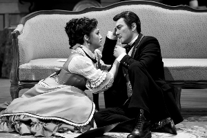 王斑、曹颖夫妇主演《玩偶之家》