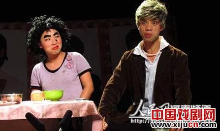 话剧《疯狂思密达》爆笑上演