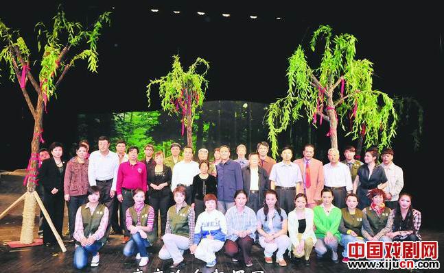 话剧《陈玉霄》首演