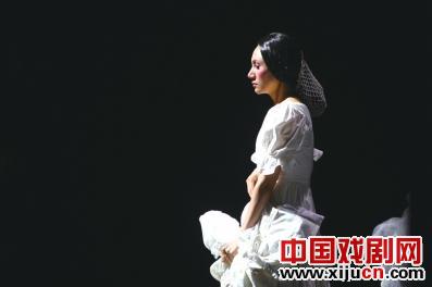 袁泉、王洛勇携手《简&middot;爱》百场纪念演出