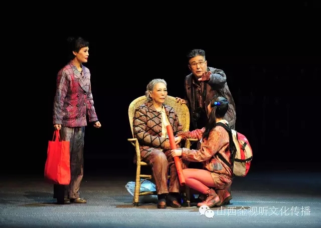 话剧《生命如歌》在青年宫演艺中心精彩上演