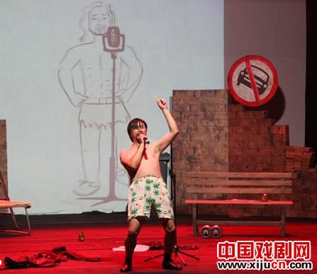 话剧《混世》爆笑上演