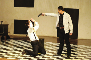 话剧《你好，打劫》亮相高校