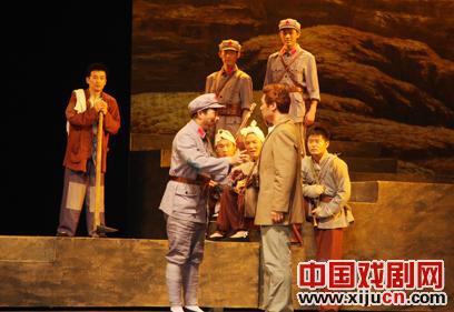 大型话剧《红星照耀中国》烟台上演