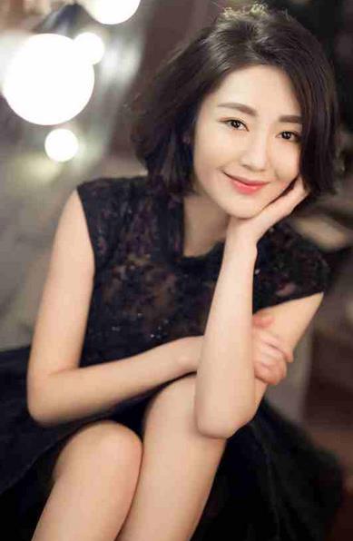 吴恩璇领衔话剧《你好，疯子》开启新一轮巡演