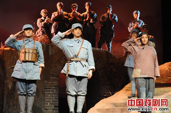 王雅捷回归话剧舞台广受好评