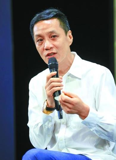 话剧《贵妇还乡》上演 冯远征谈起德国戏剧感情颇为深厚