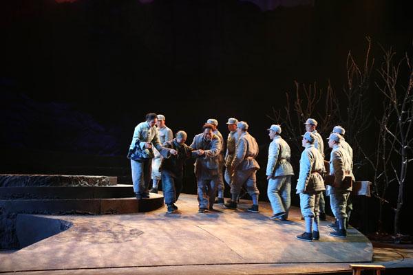 话剧《春天的承诺》进京展演受好评